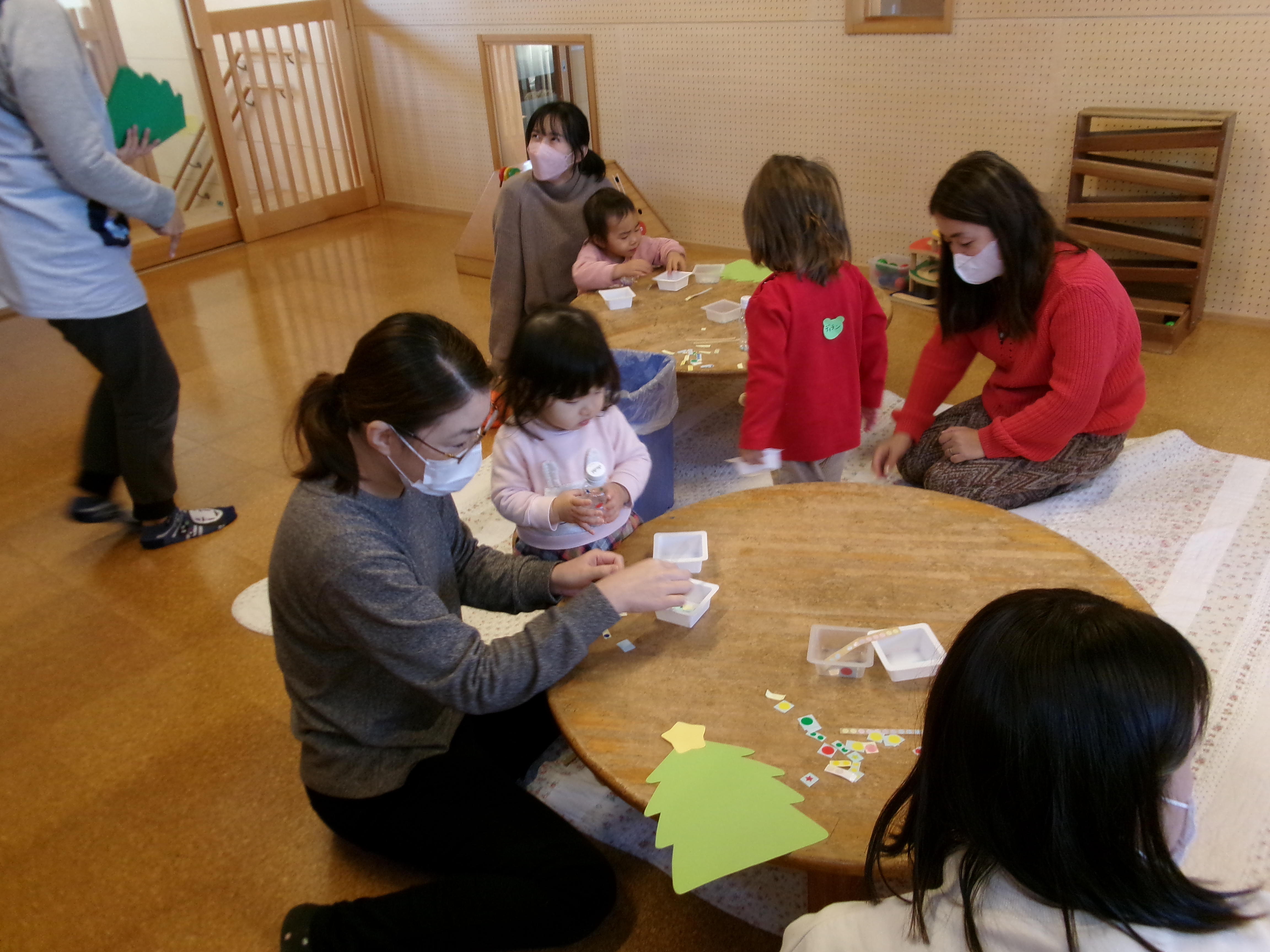 親子ひろば「たんぽぽちゃん」のクリスマス会